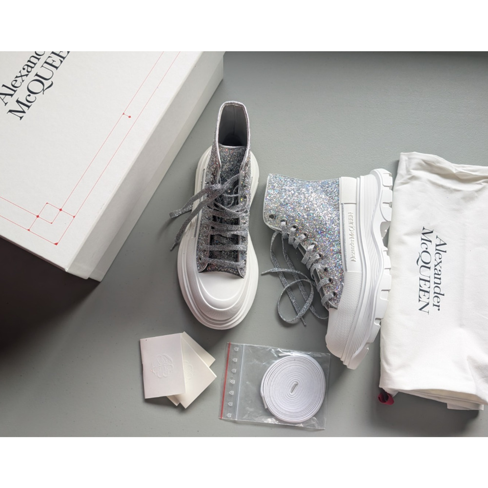 NIB Alexander McQueen Tread Slick Crystal Glitter High-Top Boots Sz 37 White